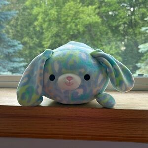Bunny squishmallow